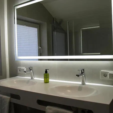 Garbershof בית הארחה 3*