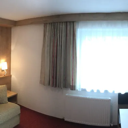 Garbershof בית הארחה 3*